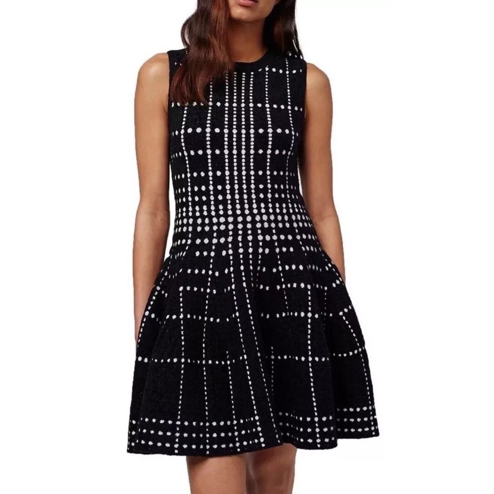 Topshop Black White Textured Knit Fit Flare Skater Dress 23N02K BLK US 6 NWT